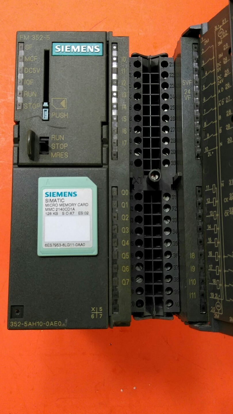 SIEMENS 6ES7-352-5AH10-0AE0 Boolean Processor w Mem Card 6ES7953-8LG11-0AA0. 3B