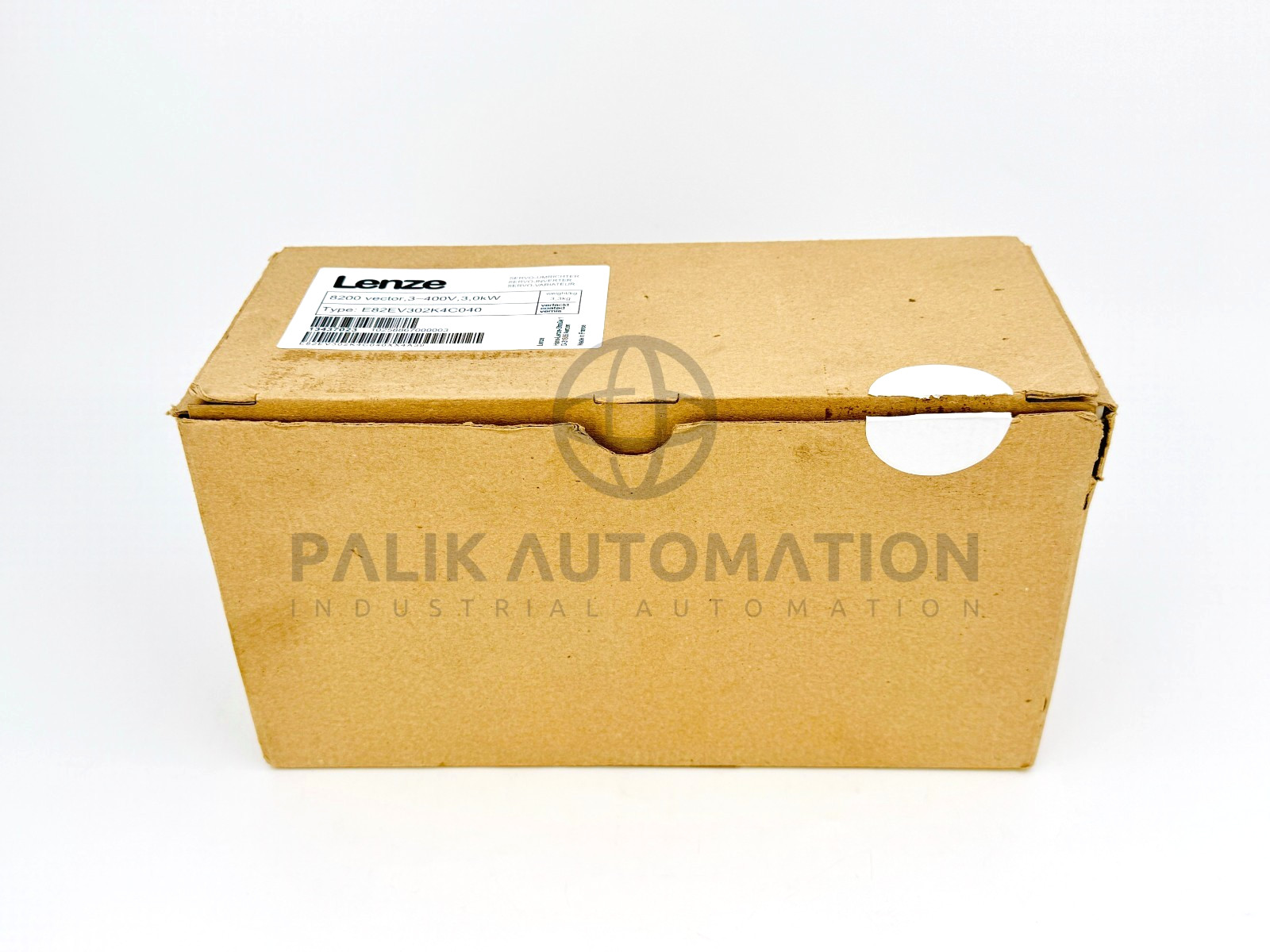 LENZE E82EV302K4C040 E82EV302_4C040 INVERTER 8200 SERIES 13437023 NEW