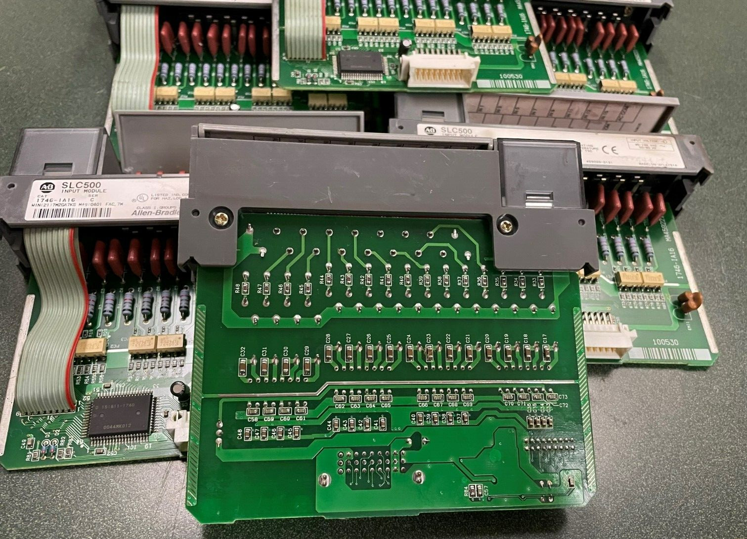 ALLEN BRADLEY 1746-IA16/C INPUT MODULE