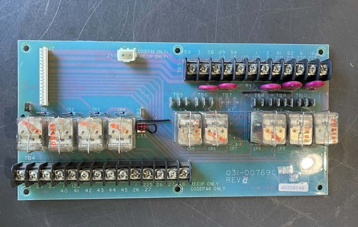 York Chiller Circuit Board, Model: 031-00769C 002 Rev E Relay Board