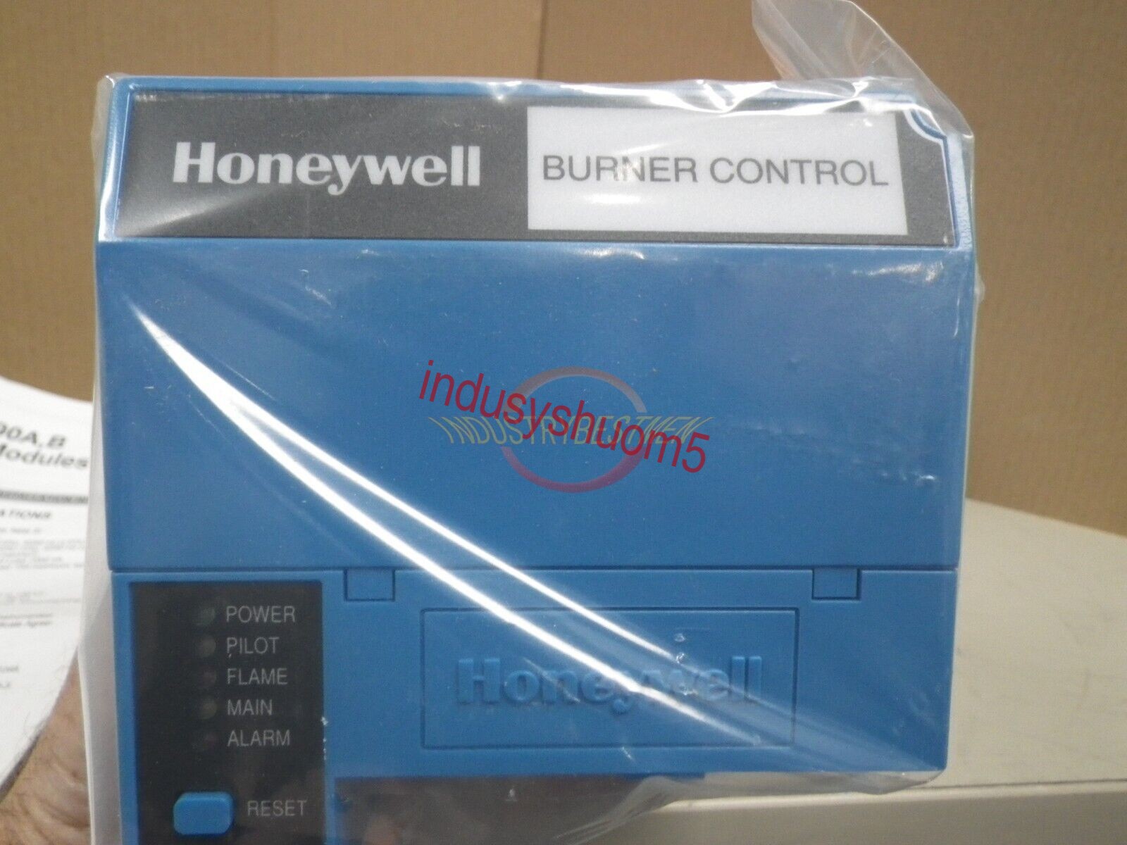 1PCS New HONEYWELL RM7890B1014 RM7890B1014