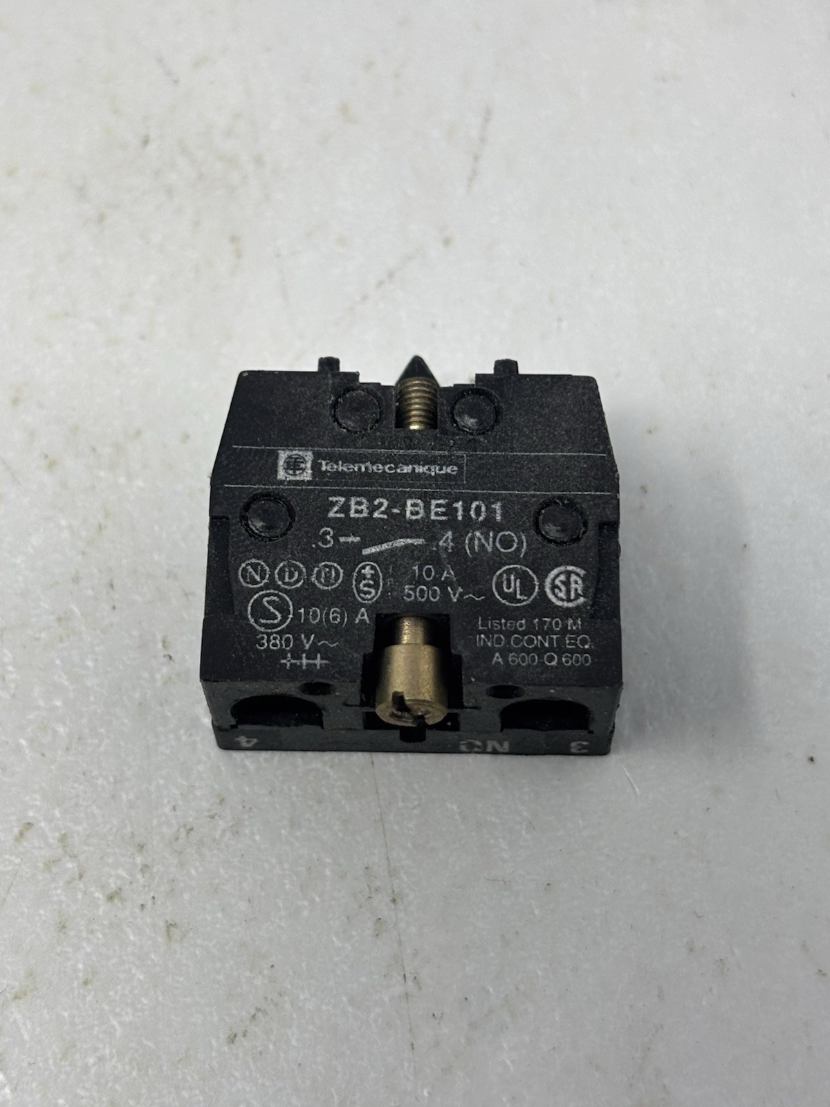 Telemecanique ZB2-BE101 Schneider Block