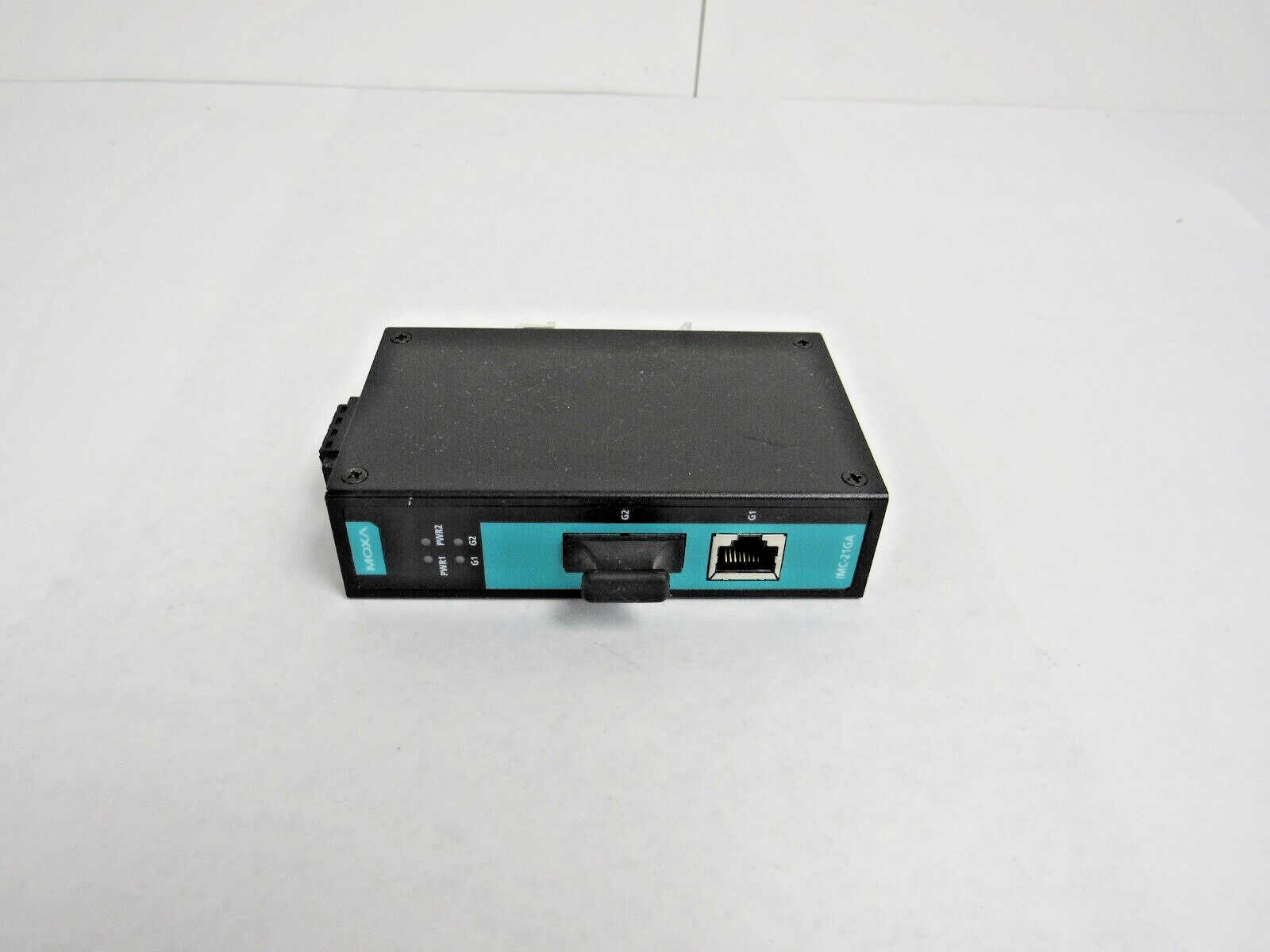 Moxa IMC-21GA-LX-SC Ethernet to Fiber Media Converter IMC-21GA 27-3