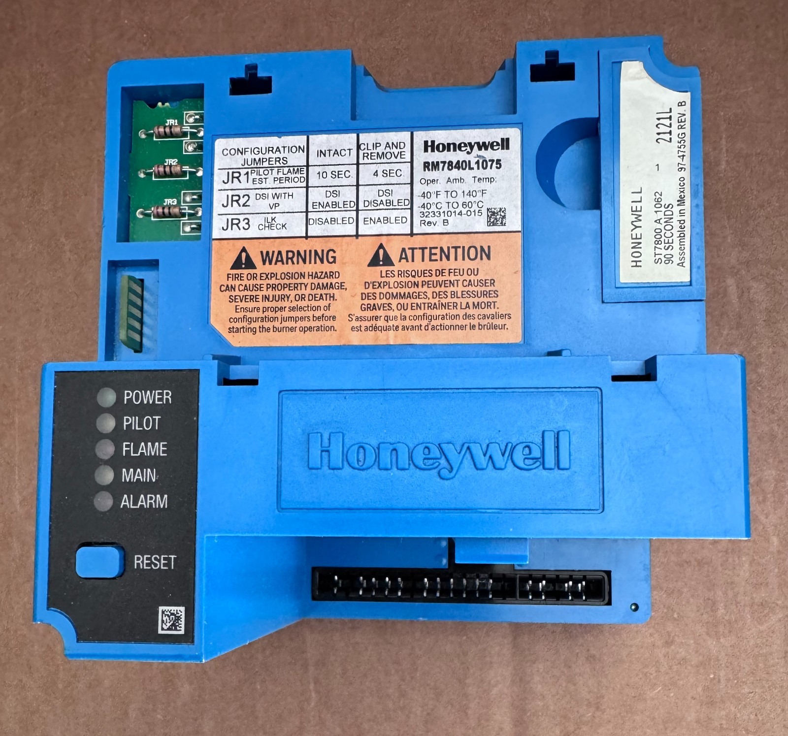 *NEW* Honeywell RM7840L1075 Automatic Programming Burner Control