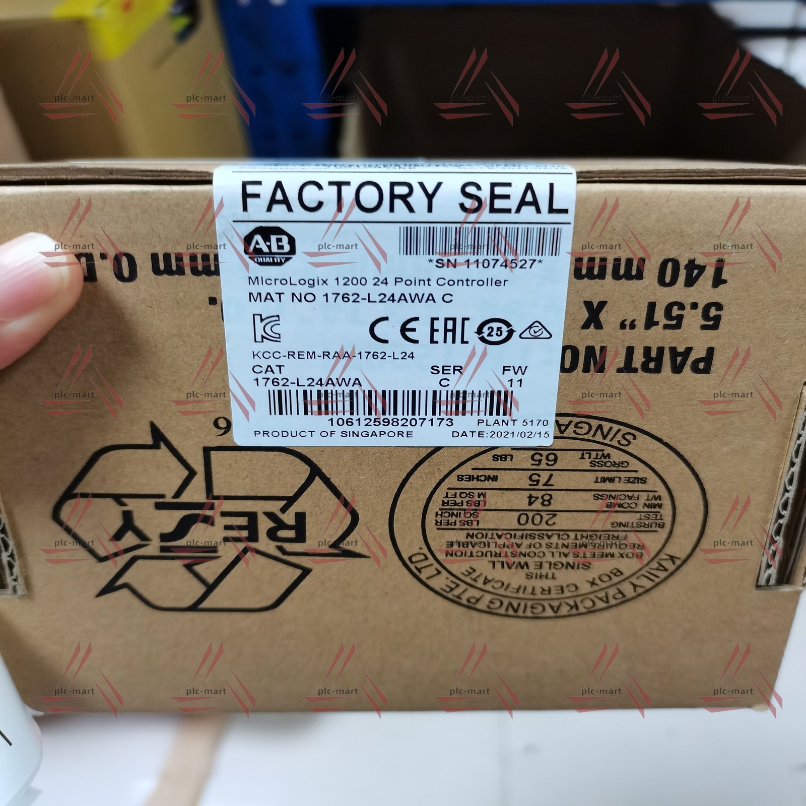 1pc New Allen-Bradley 1762-L24AWA Real US local Stock with warranty