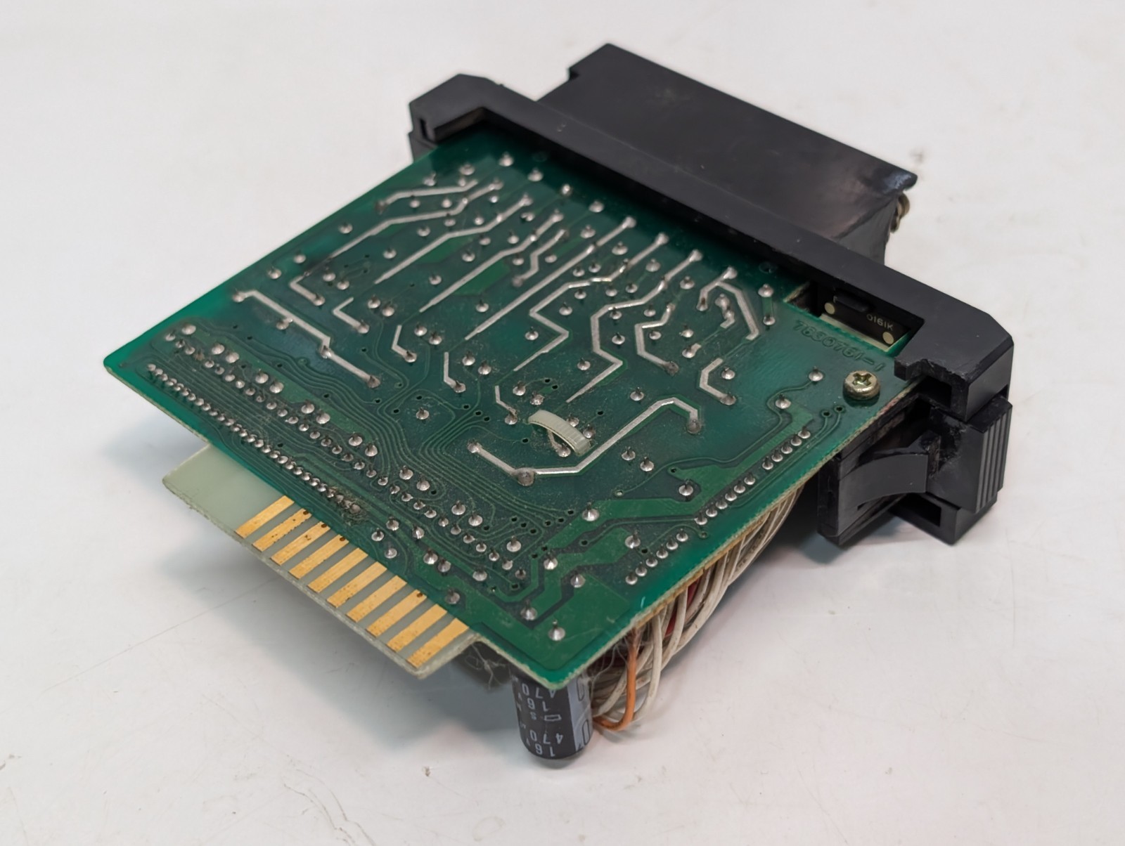 GE Fanuc IC610MDL182A digital Relay Output Module 16 circuits for Series One PLC