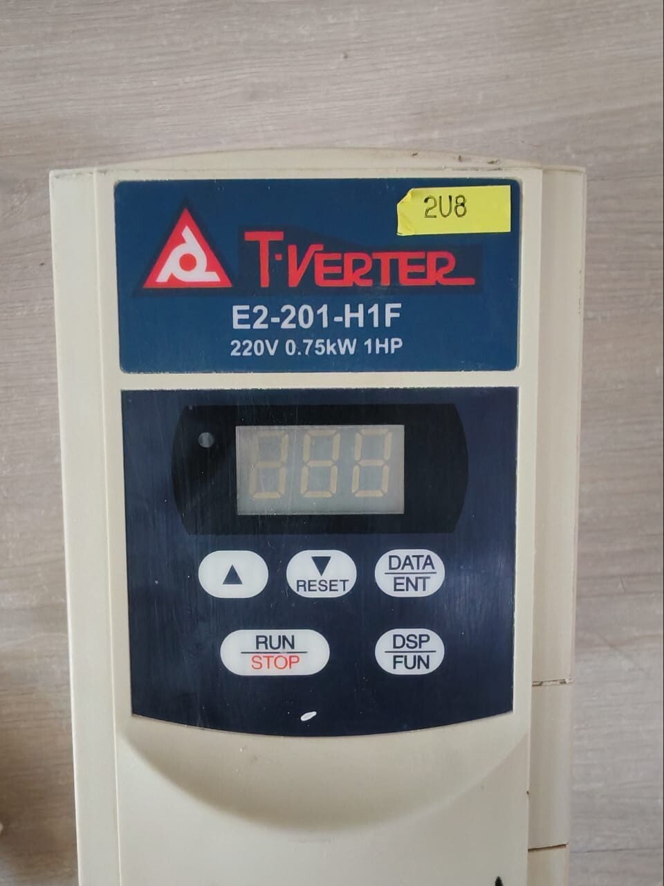 TAIAN E2-201-H1F Inverter 220V 0.75KW 1HP