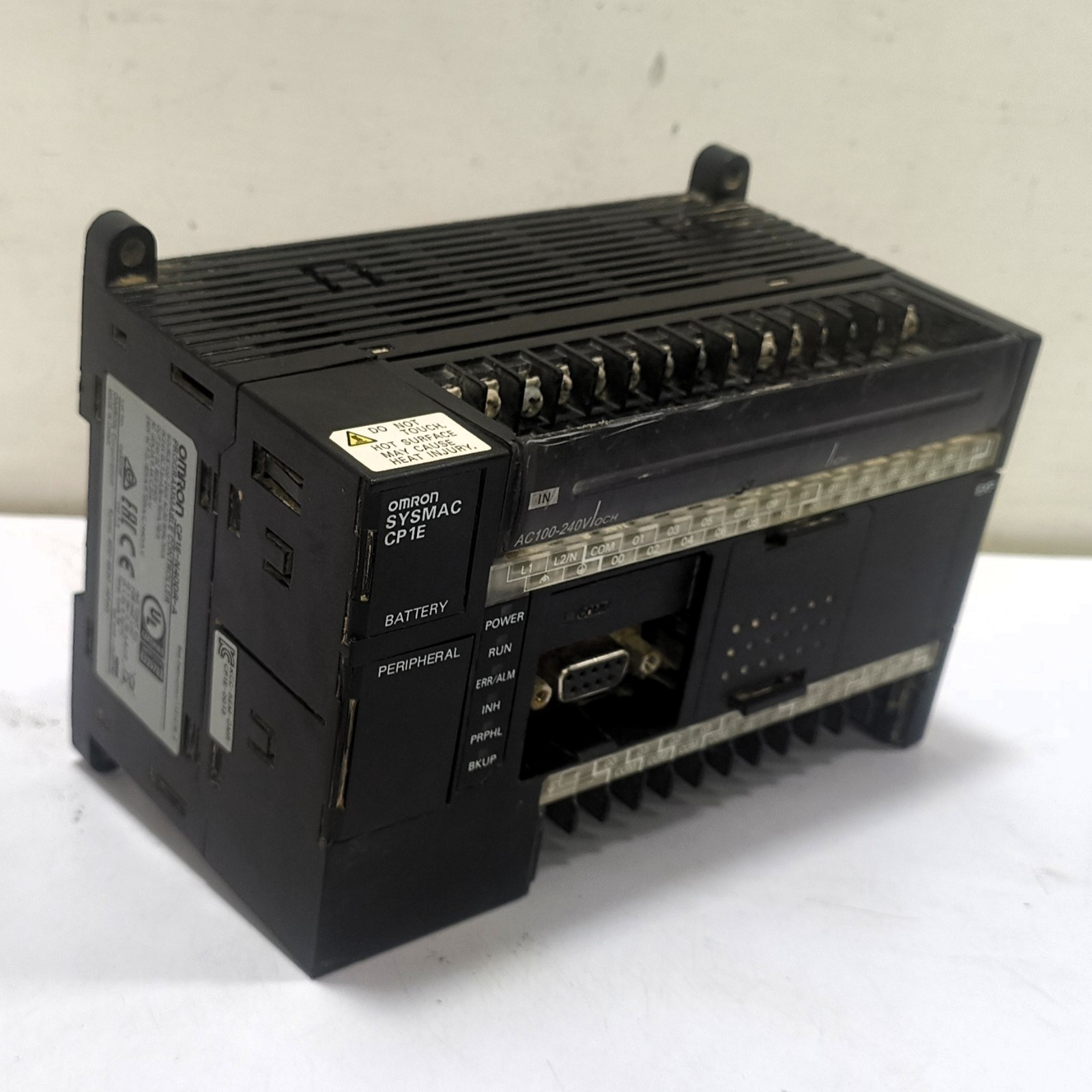 OMRON CP1E-N40DR-A CP1E SERIES PLC