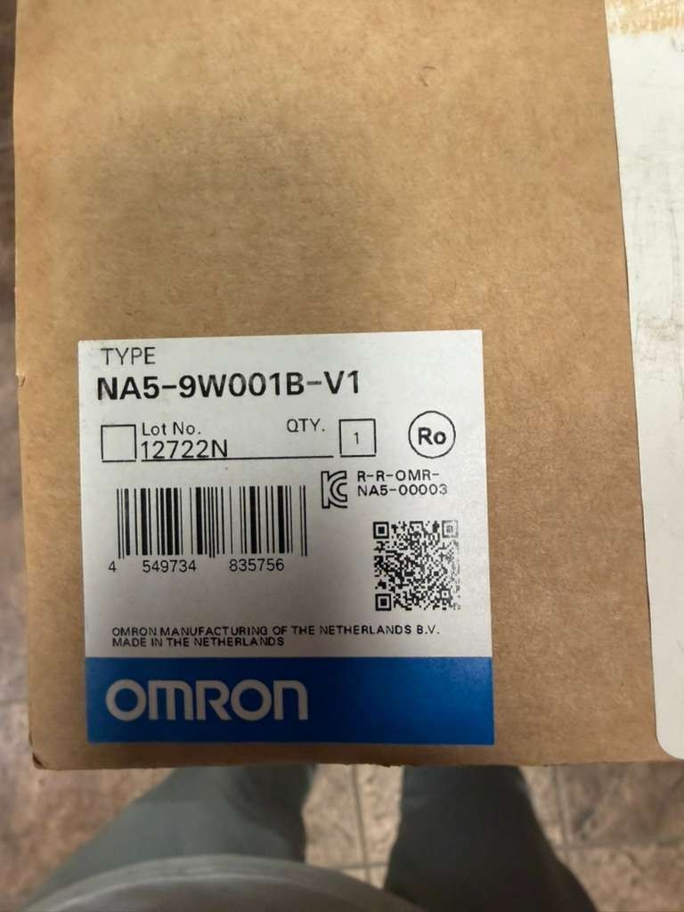 NA5-9W001B-V1 Omron Touch screen HMI, 7 inch wide screen, TFT LCD, 24bit color