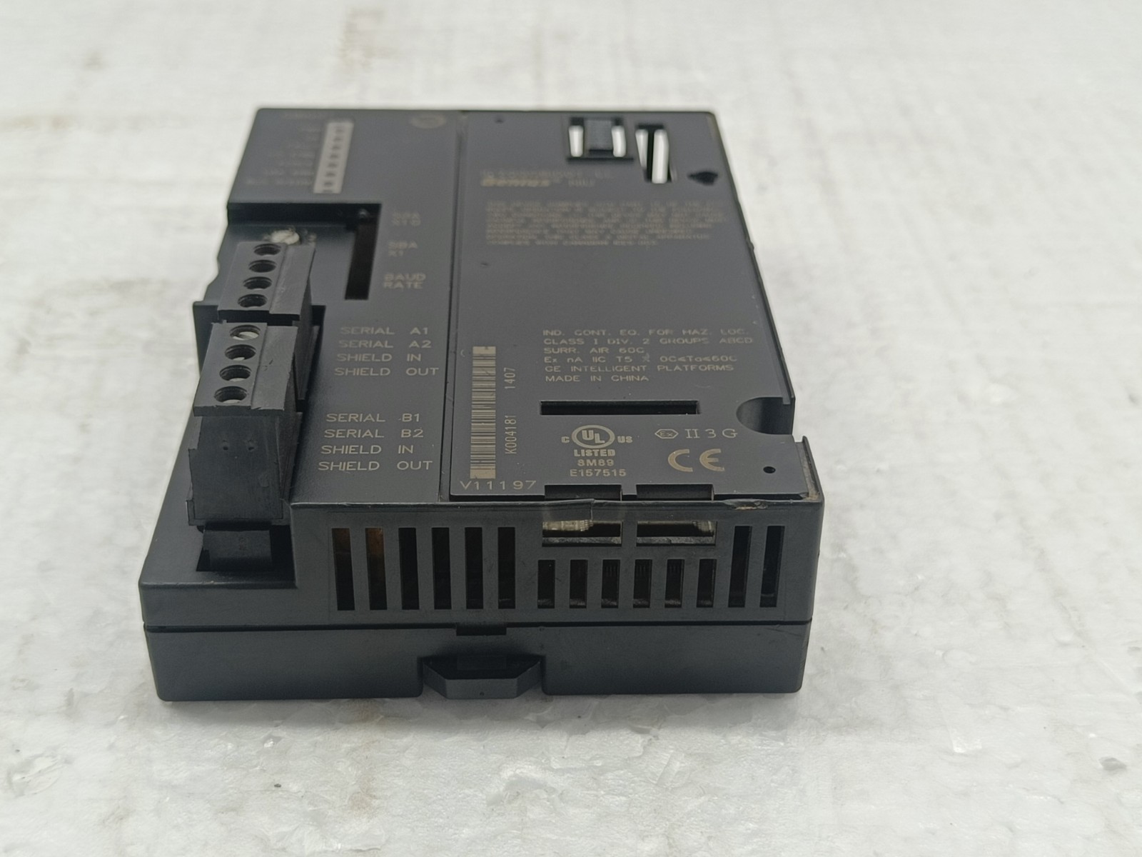 GE Fanuc IC200GBI001-LL Versamax Genius Network Interface Unit