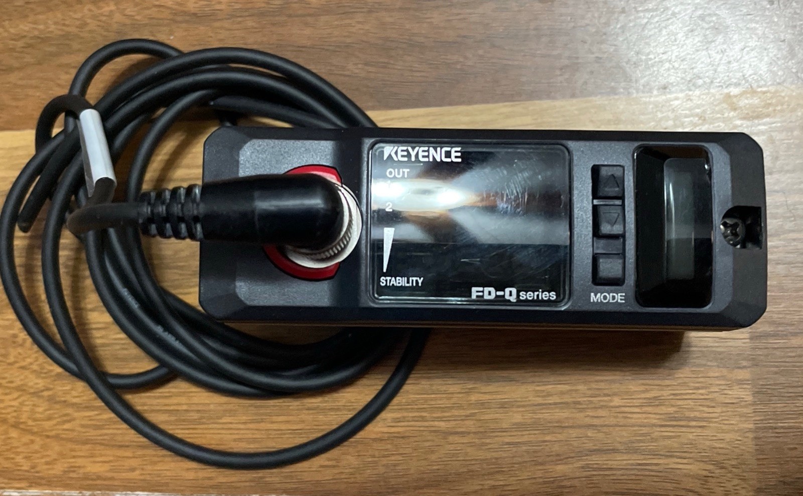 KEYENCE FD-Q10C Flow Sensor 0.25-0.375 in. Clamp On Meter with Bracket