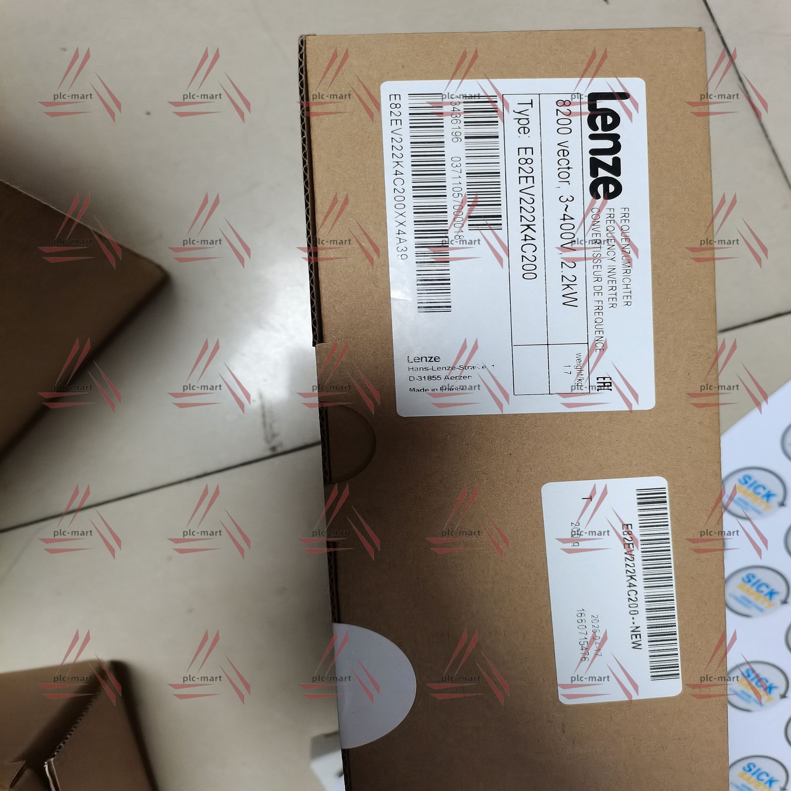 1PC Expedited shipping NEW Lenze E82EV222K4C200 Real US stock