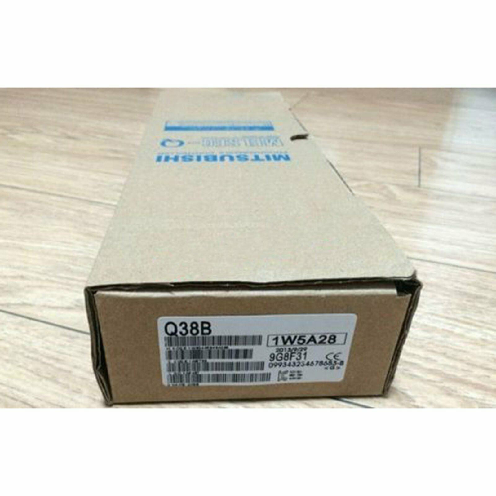 1PC NEW IN BOX Q38B Basic base unit Power module MITSUBISHI fast Ship