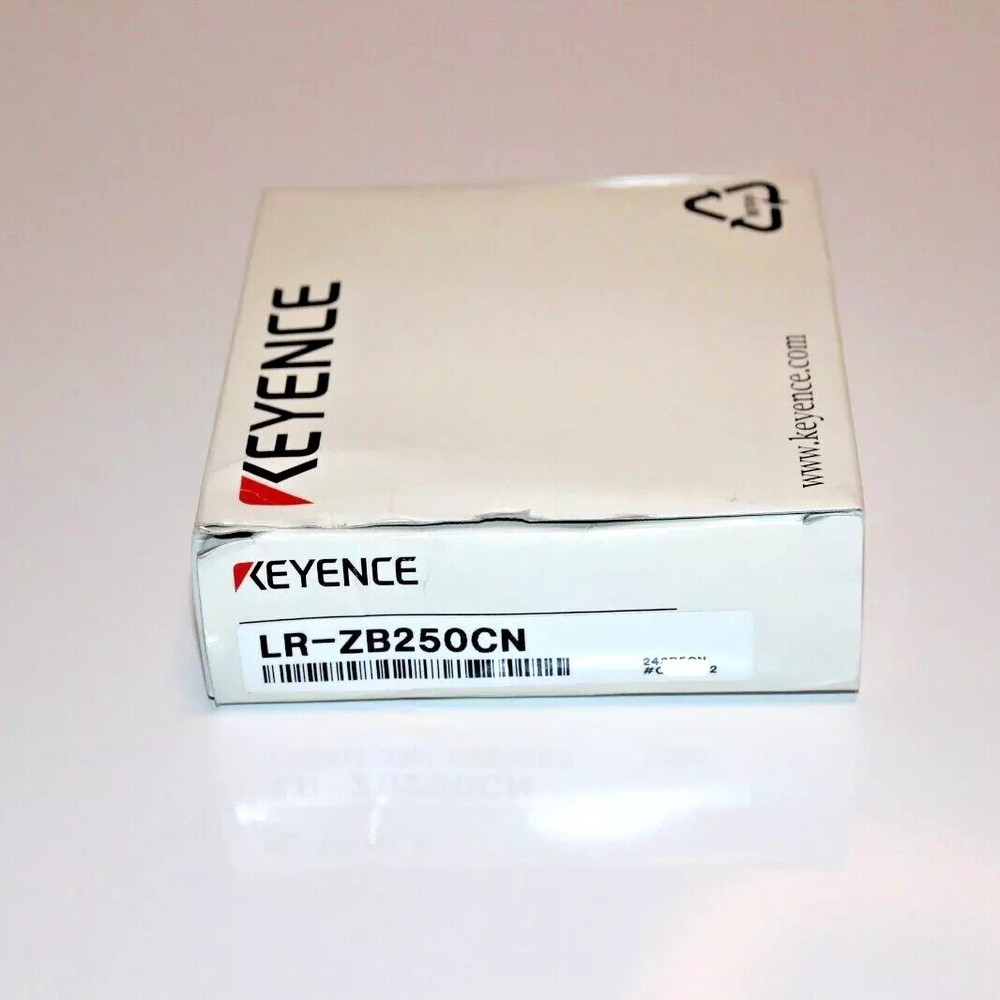 Keyence LR-ZB250CN New In Box Laser Sensor Fast Shipping 1pcs