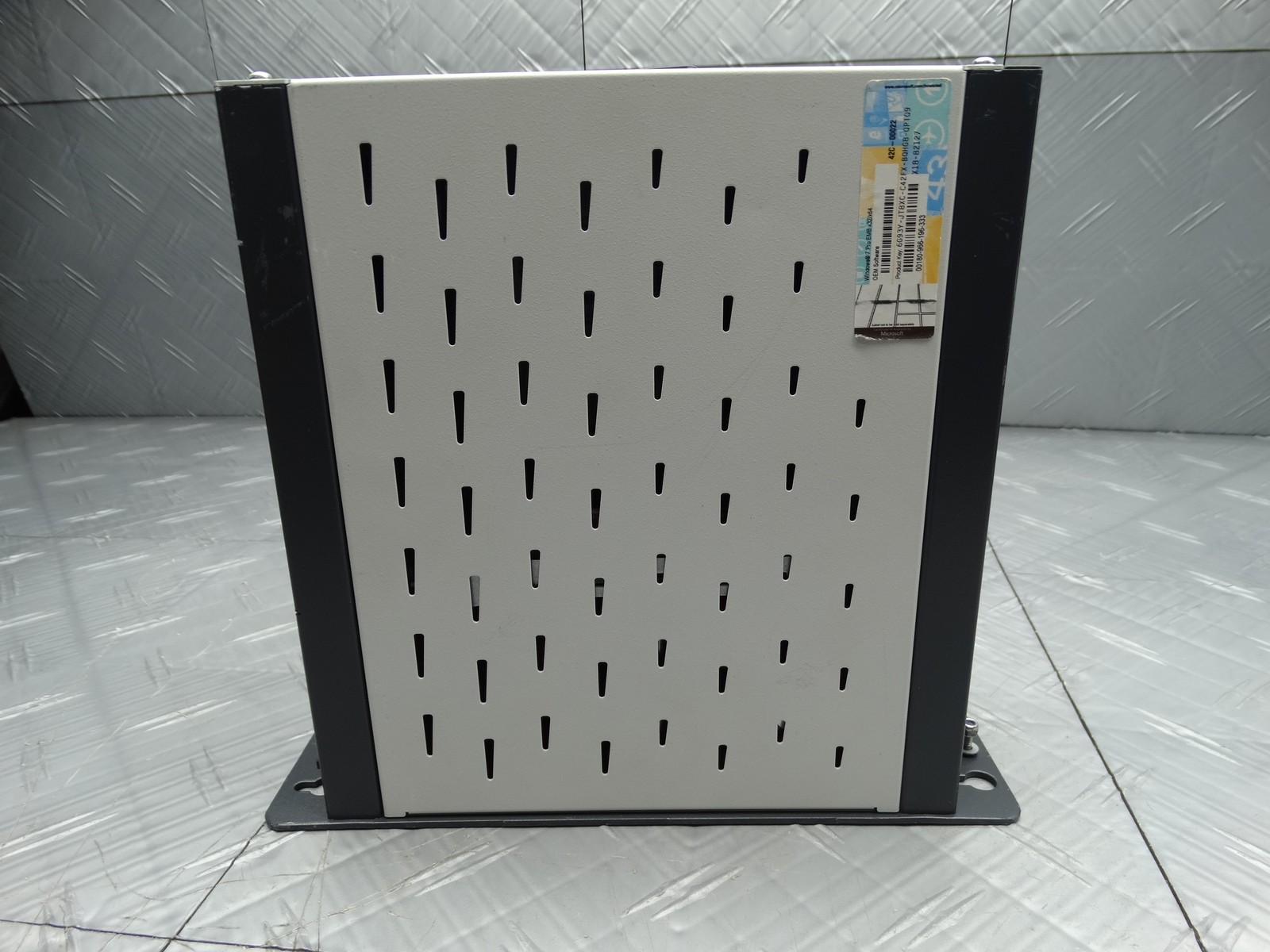 B&R Automation PC 910 5PC910.SX01-00 System Unit Industrial PC (No Door)