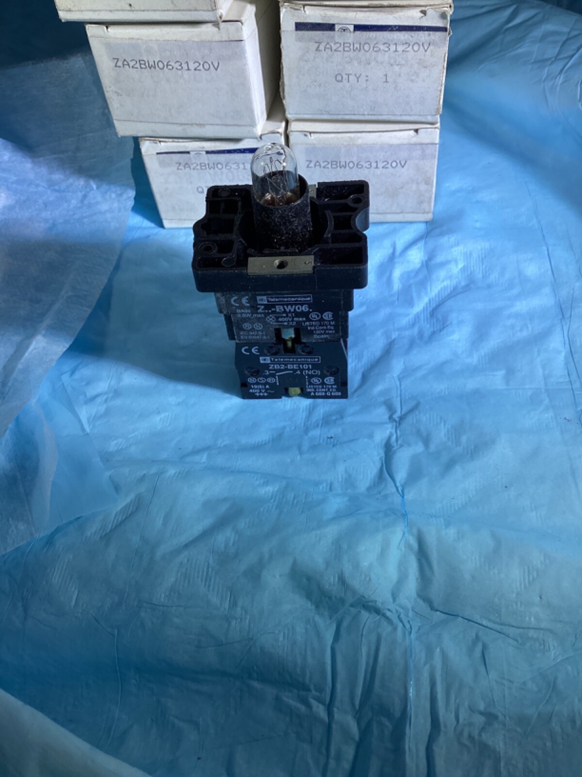 Telemecanique ZB2-BE101 Schneider Block