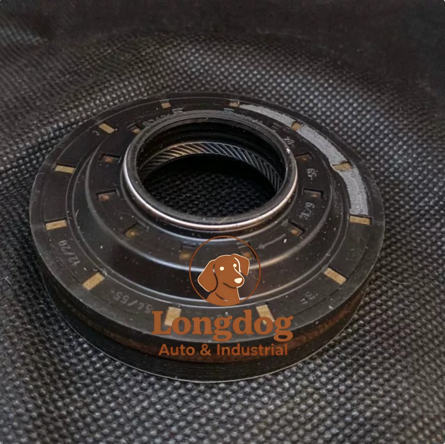 1PC NEW FIT FOR 28X64/65X12/20 differential oil seal