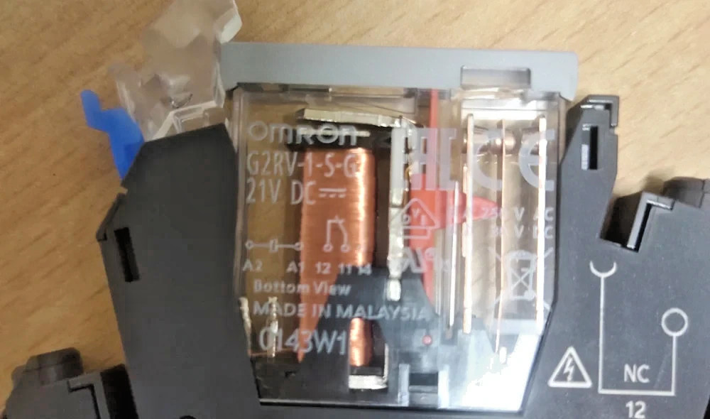 5PCS LOT-Omron G2RV-ST700 DC24 Slimline relay 6mm incl.socket,SPDT,6A,24VDC-NEW