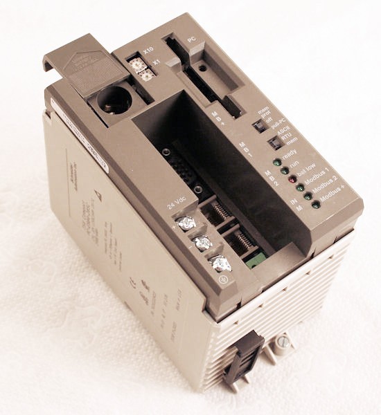 Schneider Automation PC-E984-285C Compact PLC With Conformal