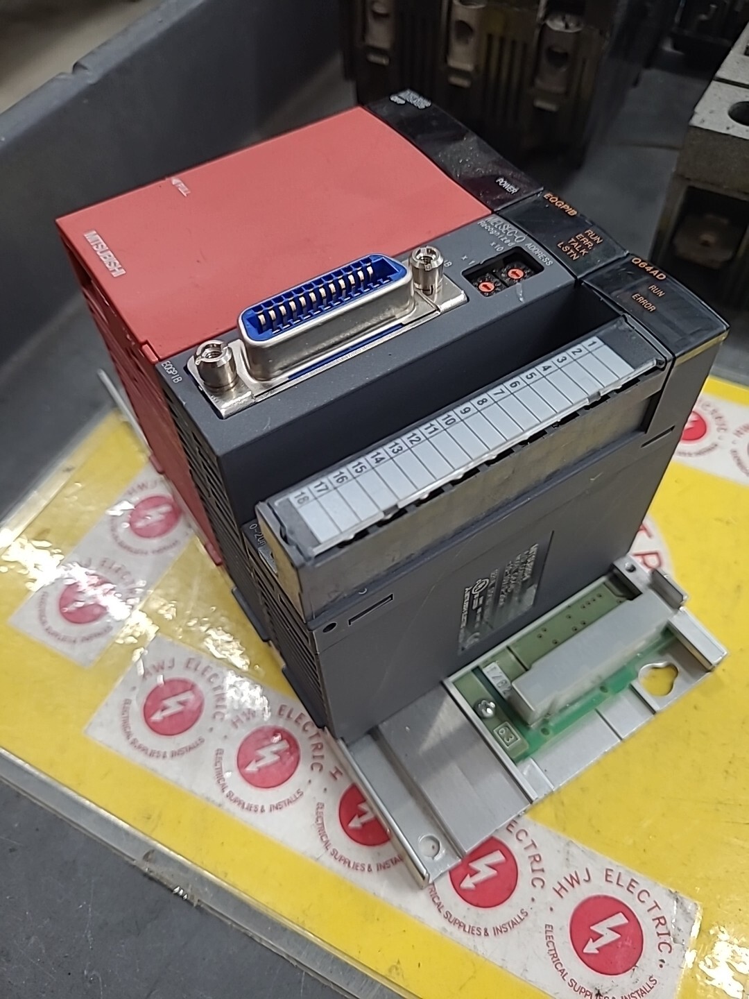 MITSUBISHI CPU MODULE, Q63B BASE UNIT, Q61P POWER SUPPLY