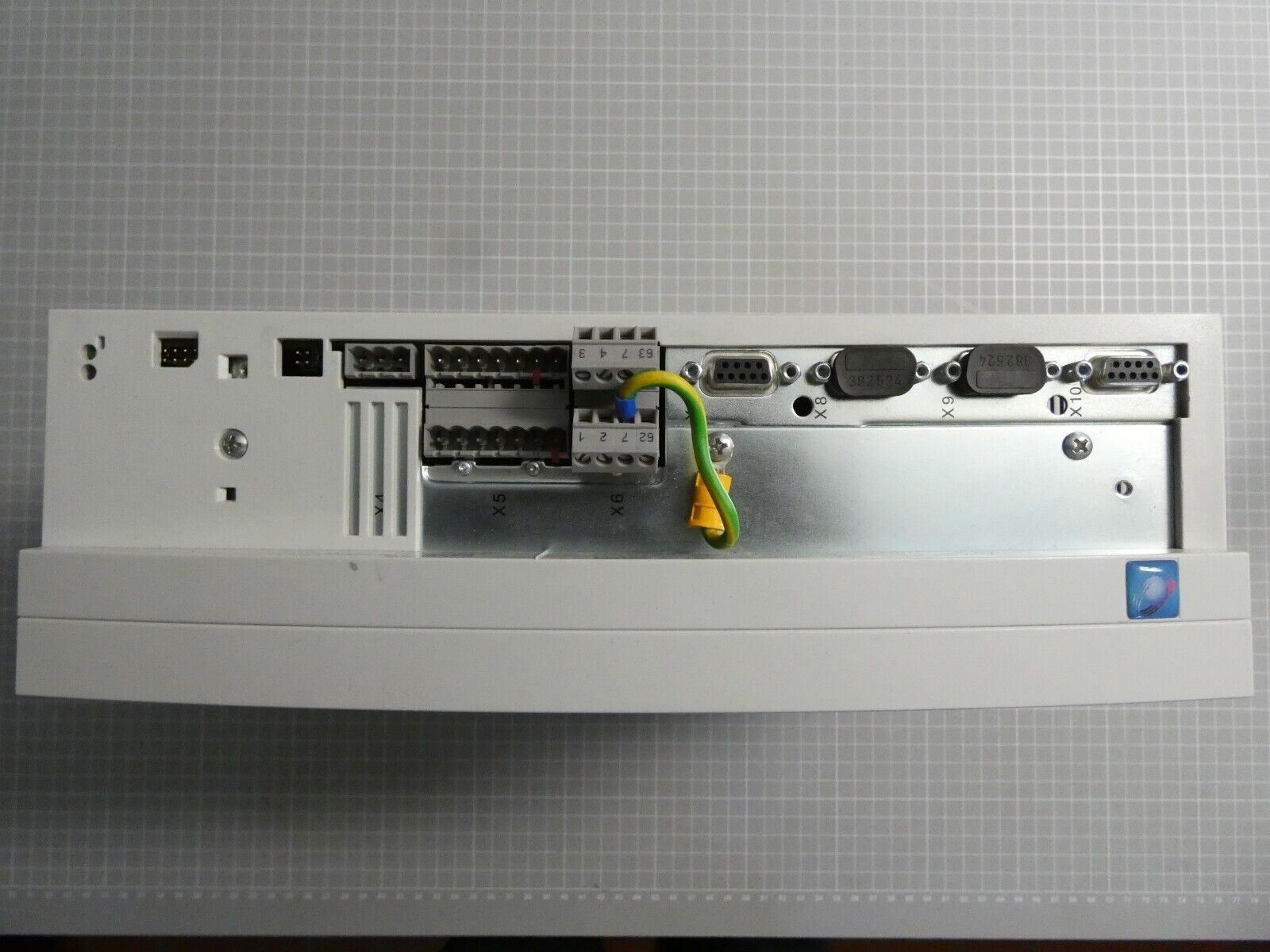 MINT CONDITION LENZE EVS9324-Ep Servo Drives