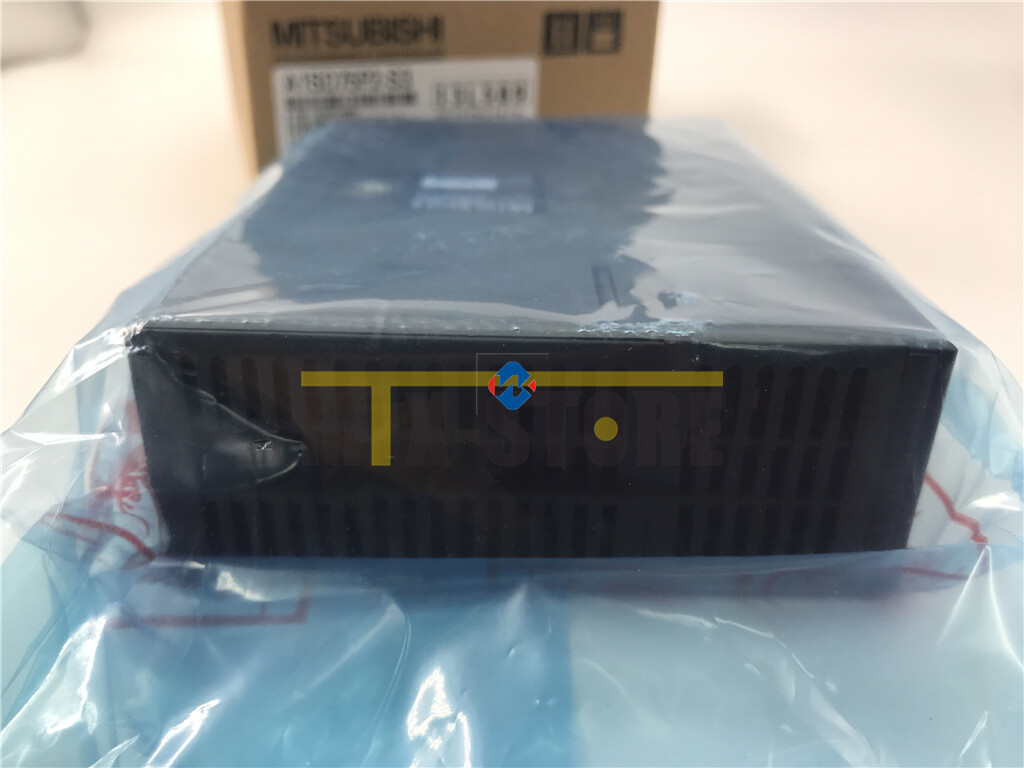 1pcs Brand new Mitsubishi with box PLC A1SD75P2-S3