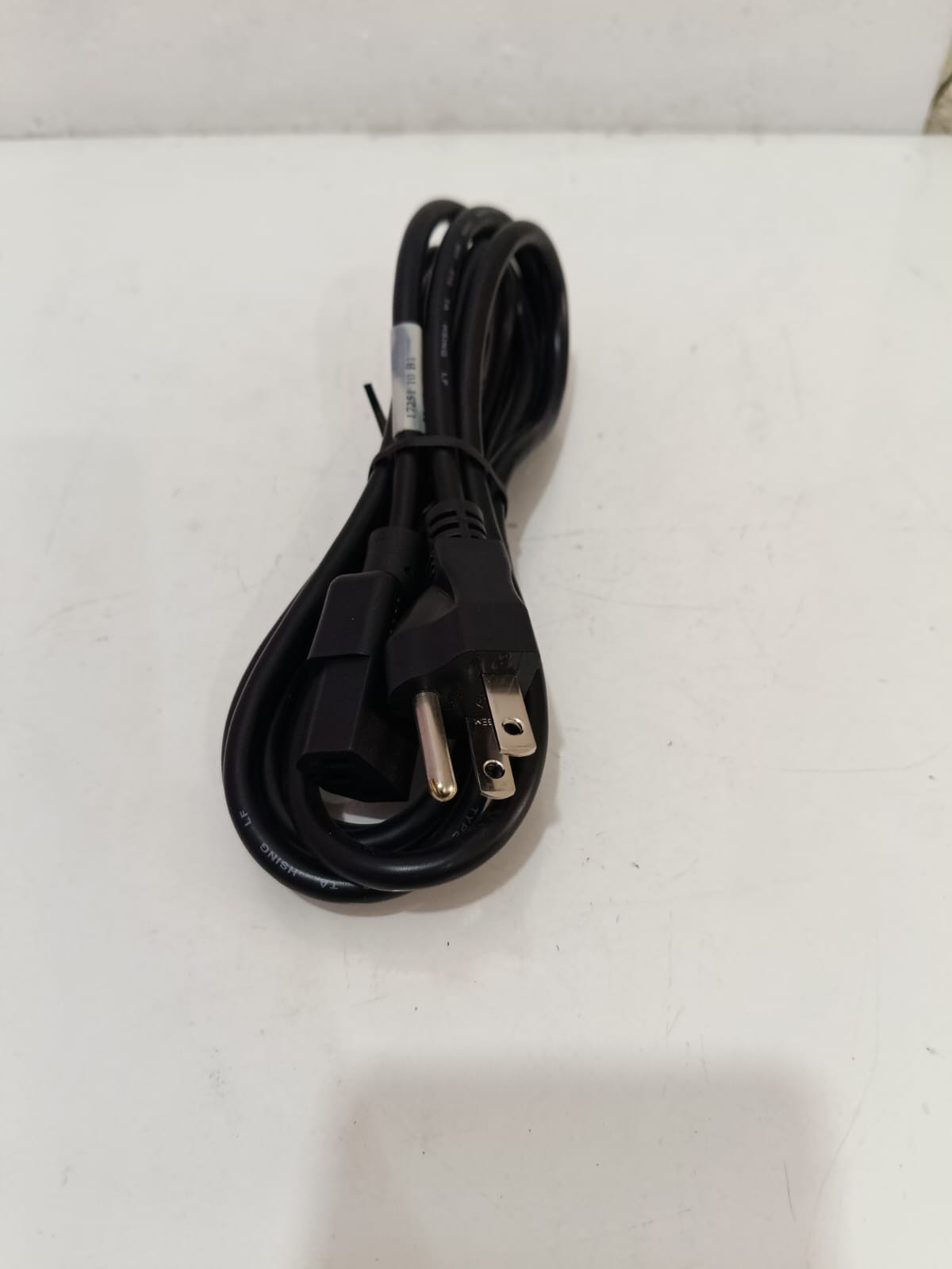 INDUSTRIAL COMPUTER POWER CABLE ROHS COMPLIANT 17251 10 B1 33/07 (FREE SHIPPING)