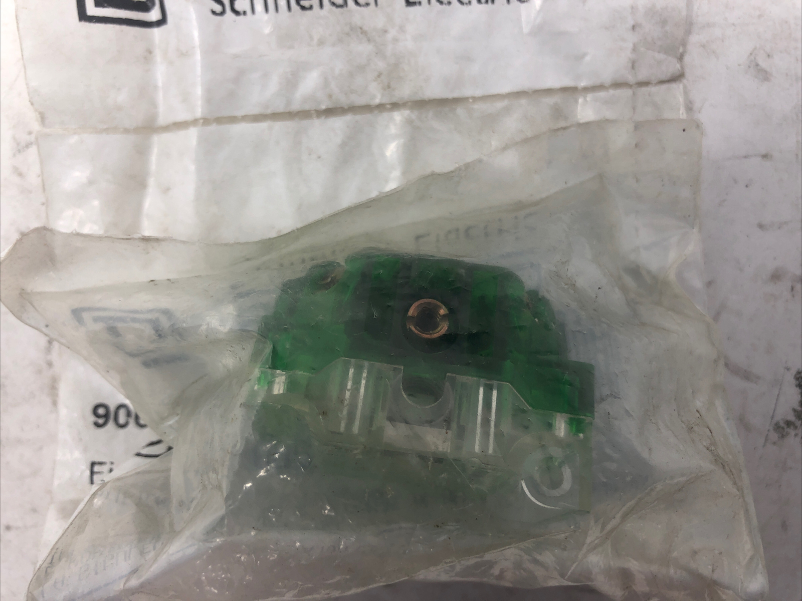 SQUARE D FINGERSAFE CONTACT BLOCK 9001KA2 SERIES K 88001 2PK – NOS