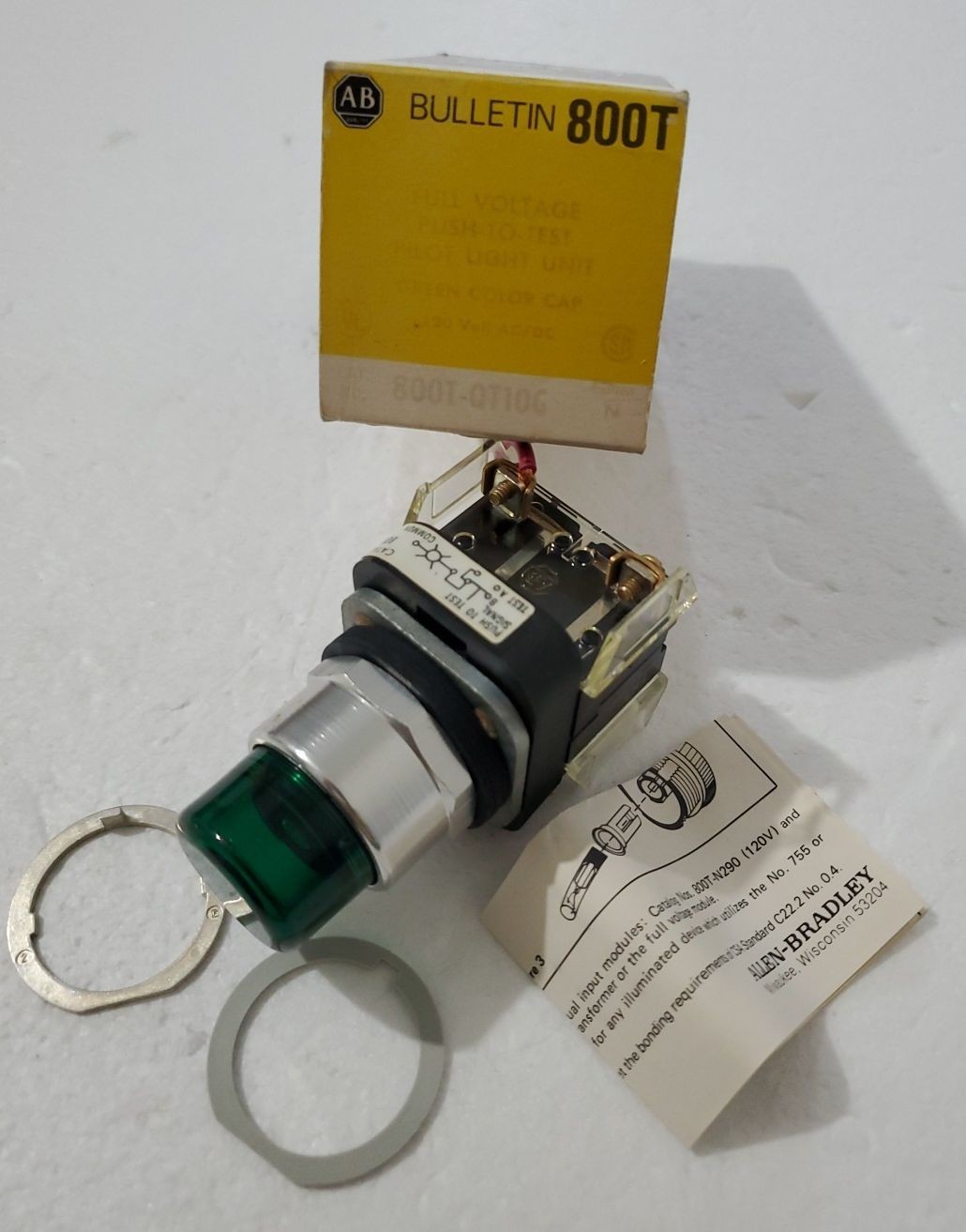 Allen Bradley 800T-QT10G Full Voltage Push Test Pilot Light Unit GREEN Color Cap
