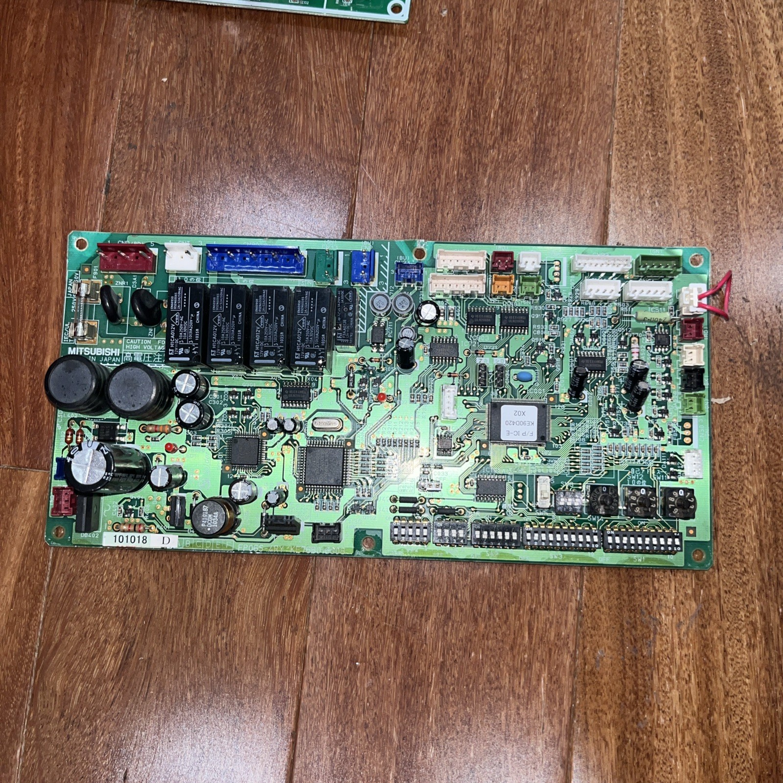 Mitsubishi 161104 FP06S-4RY KE76B016G08 PCB Card Module