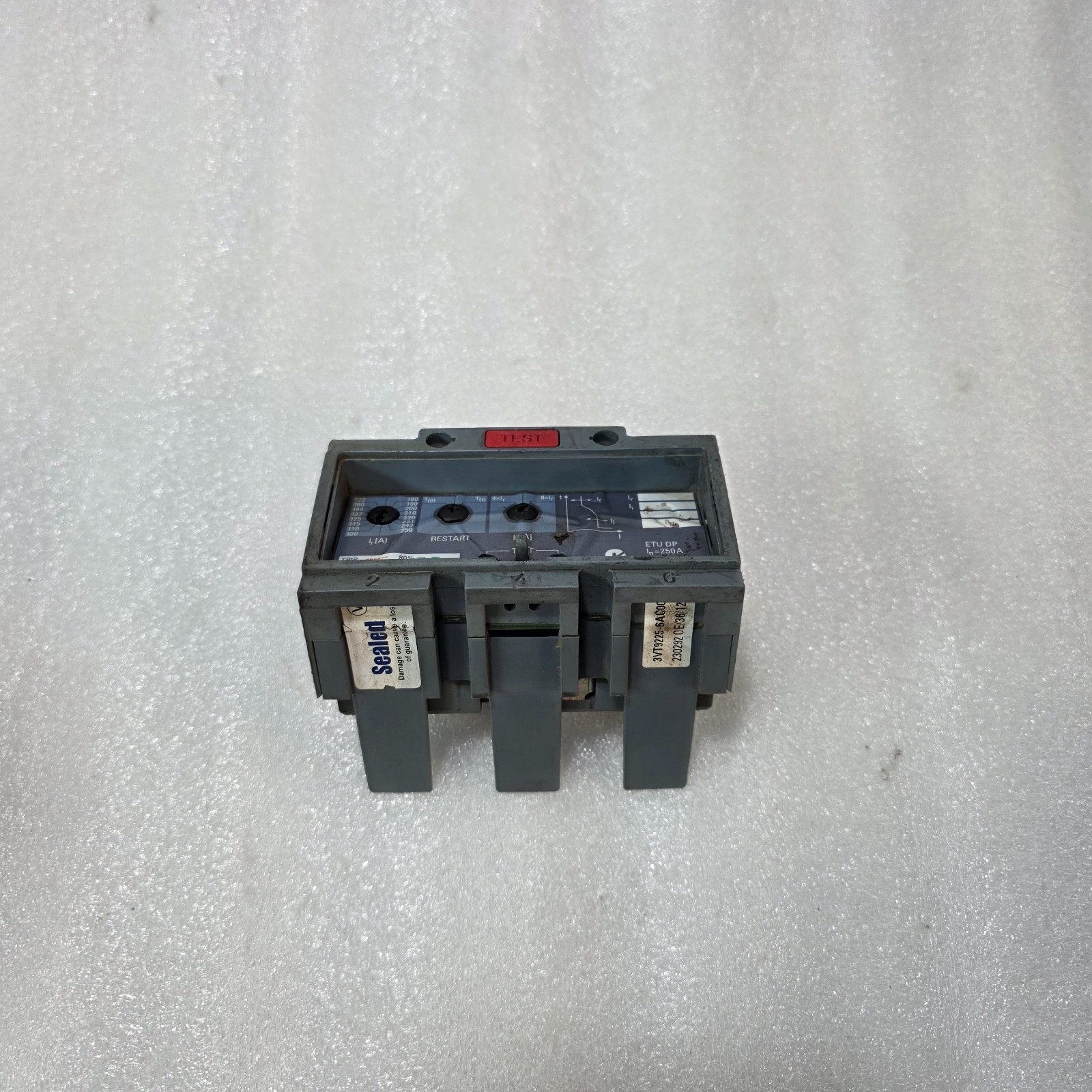 SIEMENS 3VT9225-6AC00 ETU DP ELECTRONIC TRIP UNIT – 250A MCCB PROTECTION MODULE,