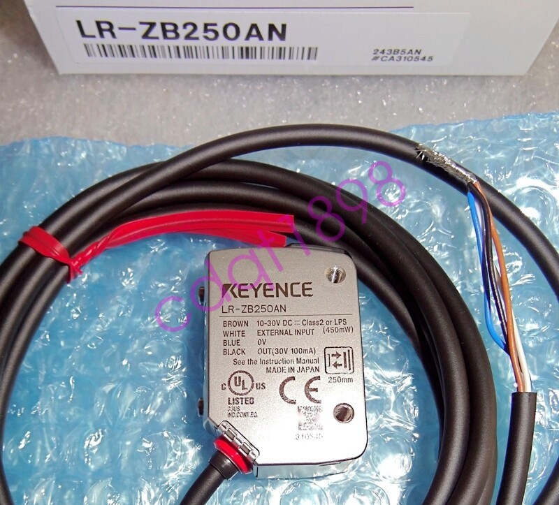 1PC KEYENCE LR-ZB250AN LRZB250AN Laser Sensor New In Box Expedited Ship