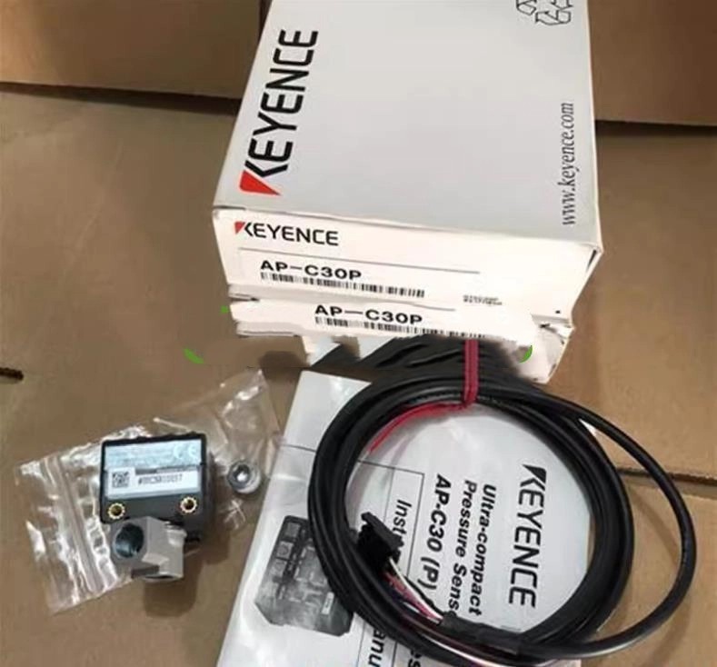 1PCS New In box KEYENCE digital pressure sensor AP-C30P