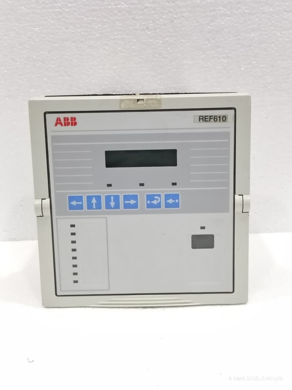 ABB REF610 RELAY / ABB REF610C11HCNR FEEDER PROTECTION RELAY/ MADE IN FINLAND