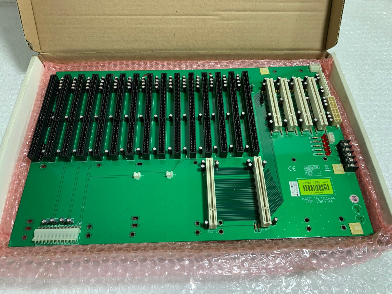 Portwell Backplane Board PBP-19P4 R4 Pbp19P4 R4 400 MADE IN TAIWAN