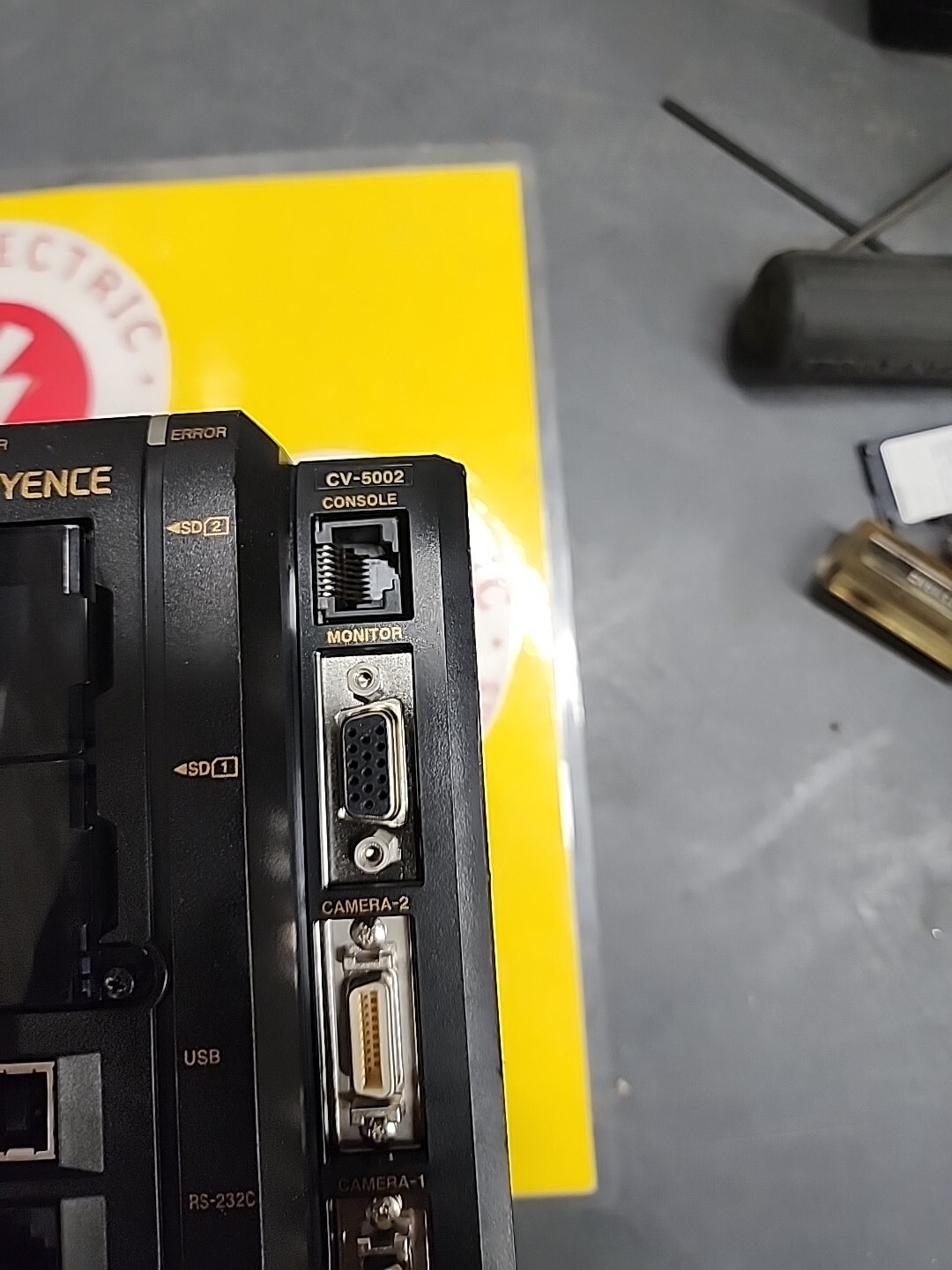 KEYENCE CORP CV-5002 & CA-DC21E (USED TESTED CLEANED)