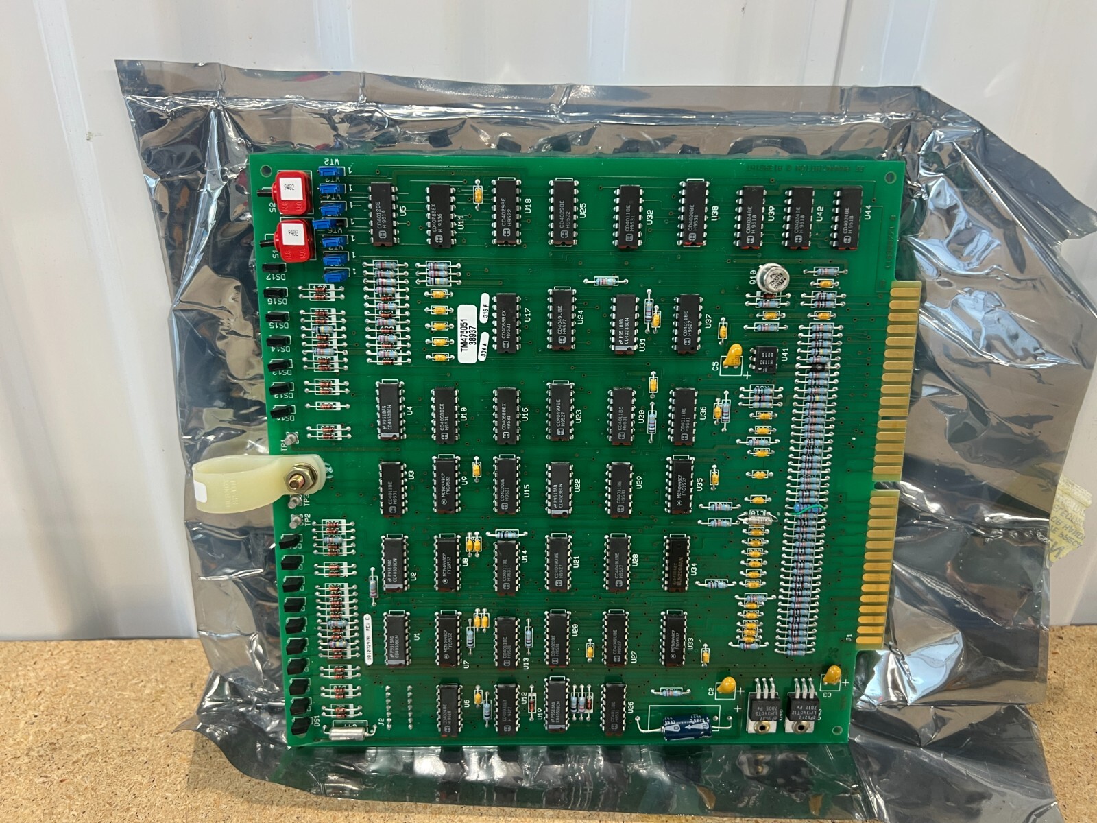 EXIDE A13A21HT, EE Annunciation 2 Circuit Board, 118302711-B, 101072978 REV E