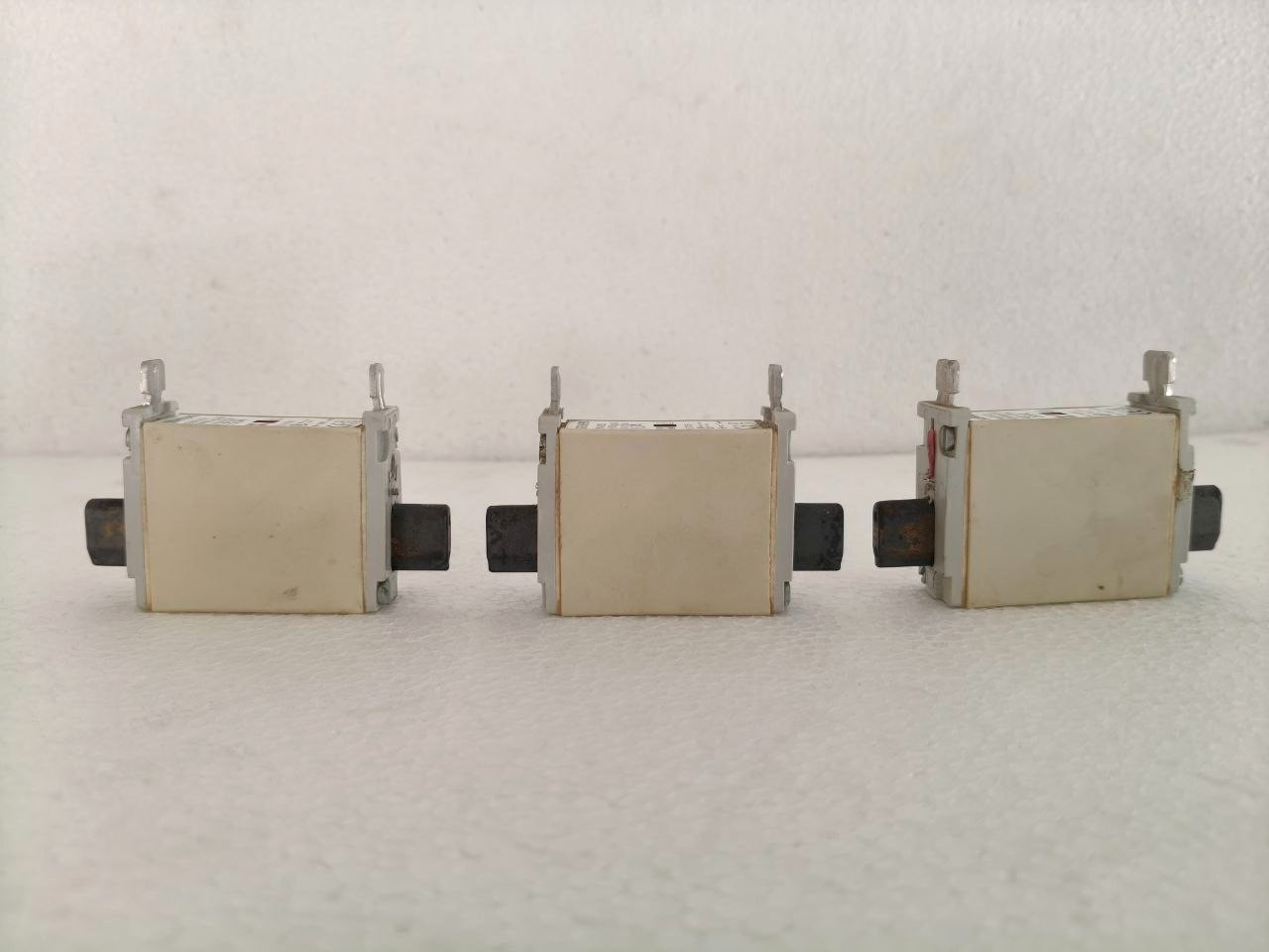 Set Of 3X SIEMENS 3NA6 822 63A NH000-gL/gG 500V/120kA fuse-link