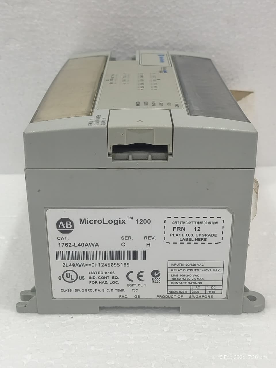 Allen Bradley 1762-L40AWA /C MicroLogix 1200 AC In Relay Out AC Power Controller