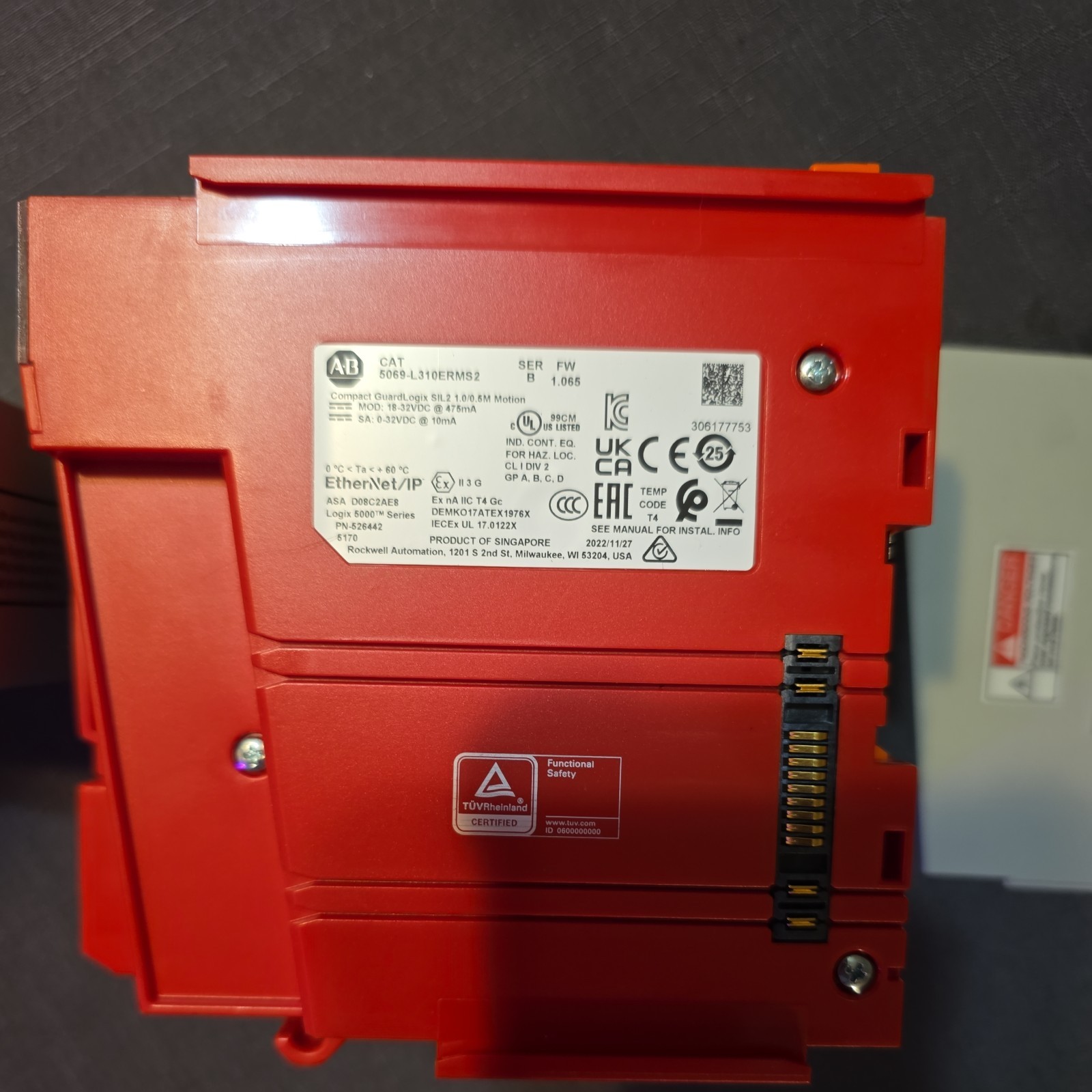 Allen-Bradley Compact GuardLogix 5380 Safety Controller 5069-L310ERS2