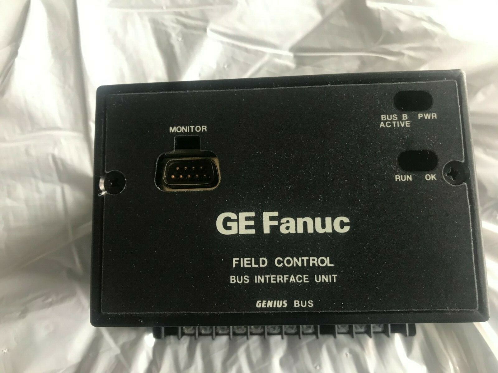 Fanuc IC670GBI002E Genius Field Control Bus Interface Unit