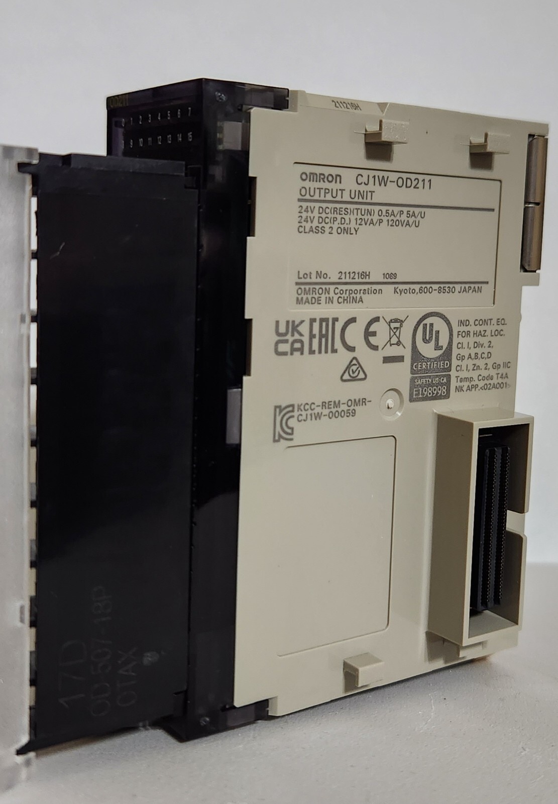 CJ1W-OD211 Omron PLC Output Unit 16 x transistor outputs, NPN 0.5A, 12 to 24VDC