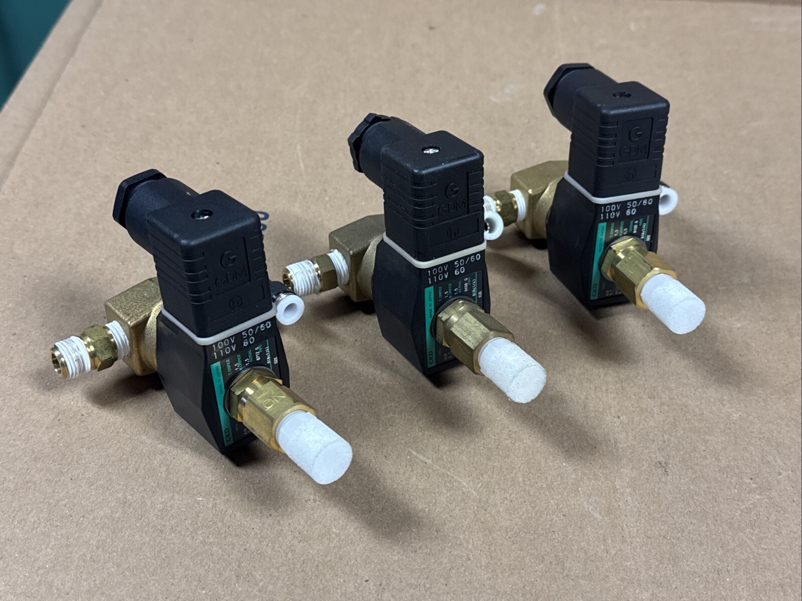 NEW CKD AG31-02-1-AC110V Solenoid Valve Air / Water / Oil 100/110V AG31-02-1