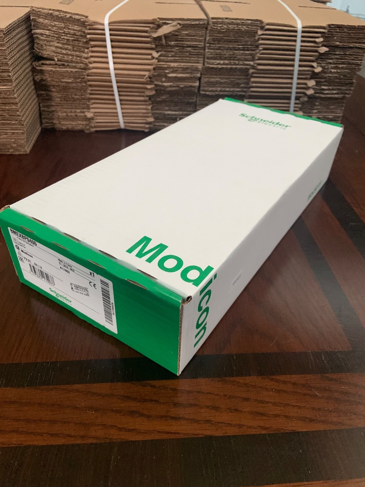 New SCHNEIDER BMEXBP0400 Ethernet Backplane 4-Slot Modicon New In Box.
