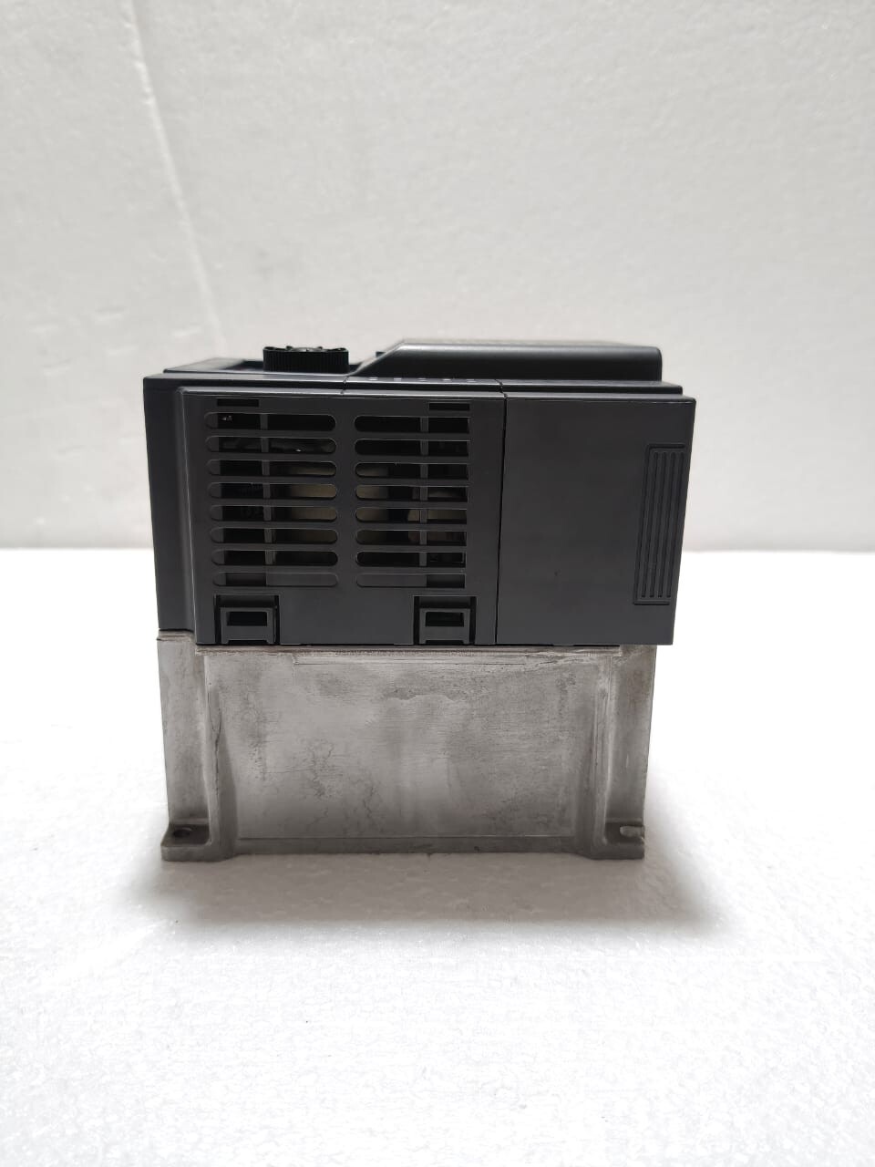 MITSUBISHI INVETER FR-D740-012-EC 3PH 380-480VAC FREE FAST