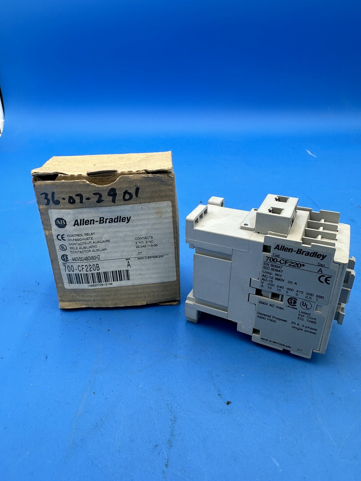 1PCS AB 700-CF220B SER A CONTROL RELAY 2NO 2NC NEW IN BOX