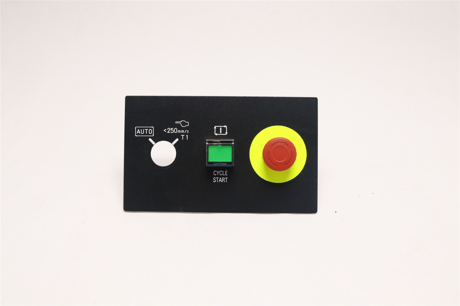 FANUC SWITCH PANEL UNIT R-30IB MATE A05B-2650-C003
