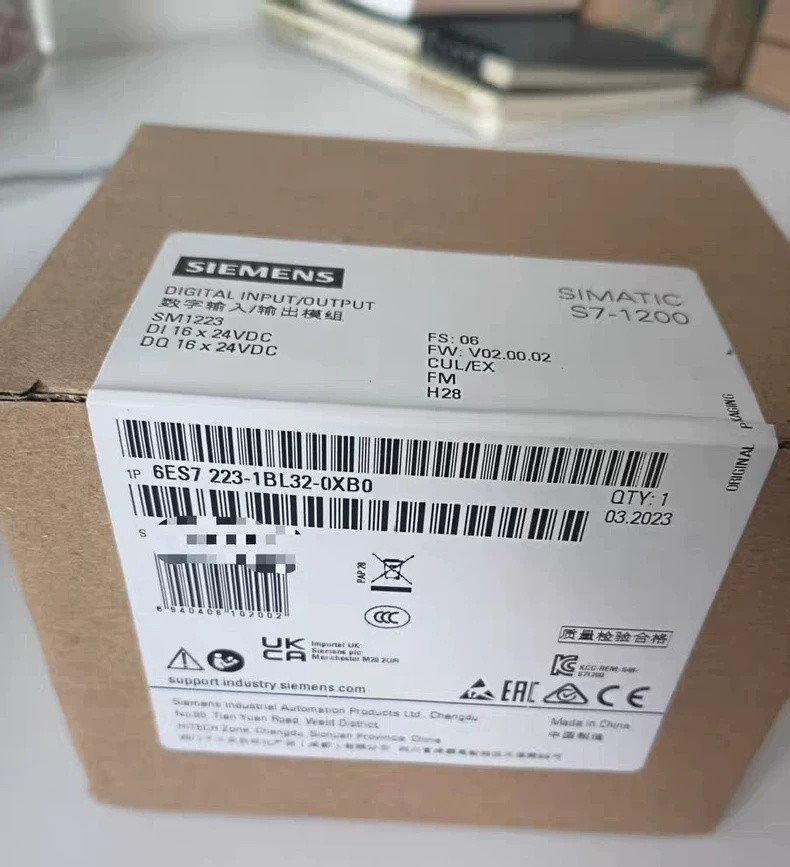 Siemens Brand New 6ES7223-1BL32-0XB0 Module 6ES7 223-1BL32-0XB0 Original Sealed