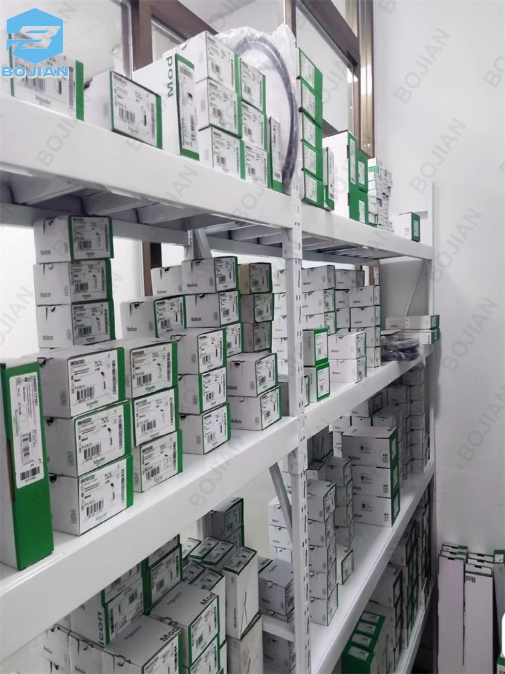 ZBE-101 ZBE101 Pack Of 5 NEW Schneider Electric Contact Block Fast Shipping