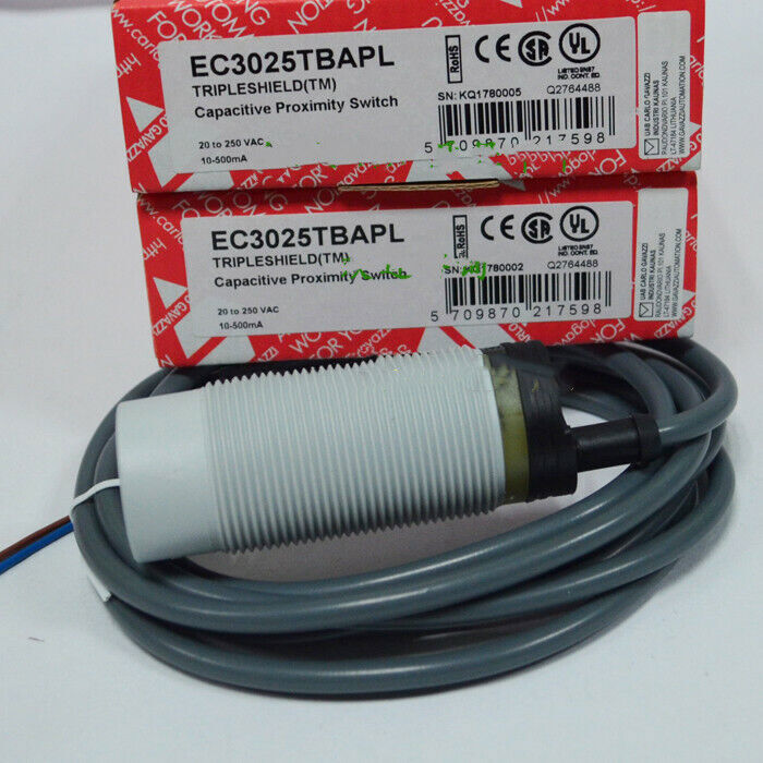 1PC New CARLO GAVAZZI EC3025TBAPL Photoelectric Switch In Box Expedited Shipping